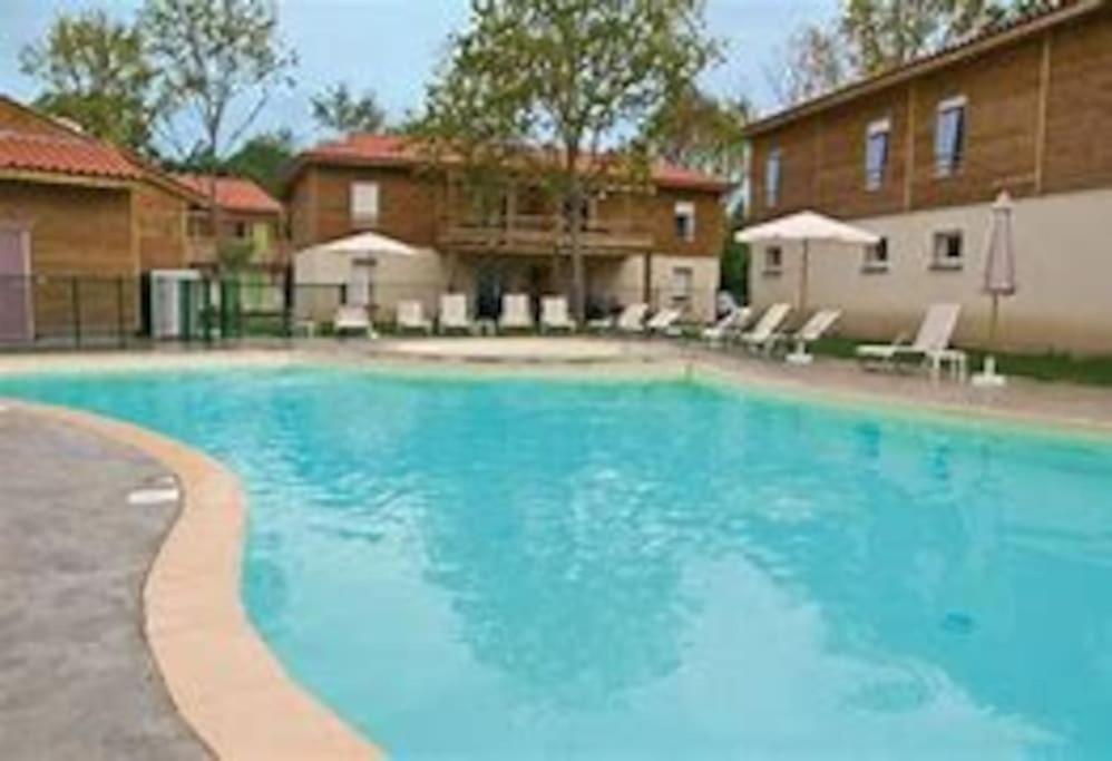 Aureilhan-Appartemant 4-6 Pp Piscine Cosy En Bord Lac 外观 照片